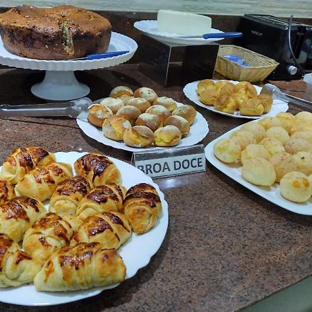 Patos Hotel Патус-ди-Минас Экстерьер фото